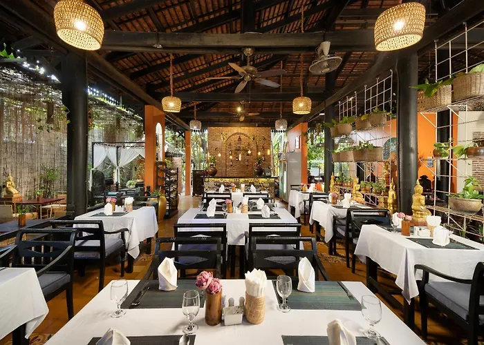 Hotel Indochine 4*